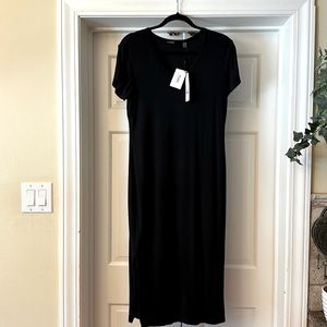 V-neck short sleeve maxi dress